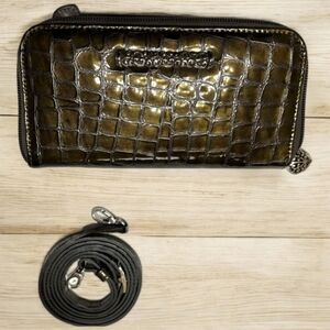 **Brighton Cher Bronze Crossbody wallet